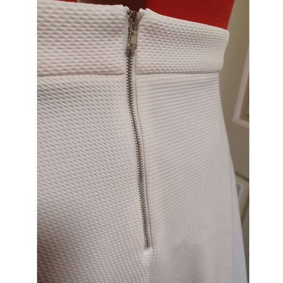 ELOQUII Swing Skirt - Picture 4 of 4